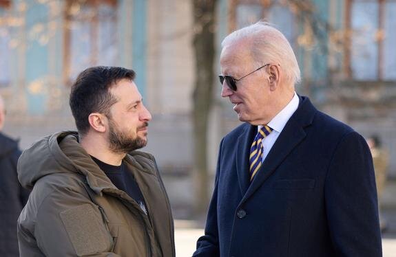    Владимир Зеленский и Джо Байден, Ukraine Presidency/Keystone Press Agency