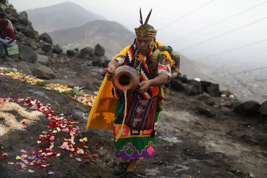 алтана людмила кобежикова. шаманы сибири. шаманизм, язычество. шаманы перу. сибирский шаман якут.