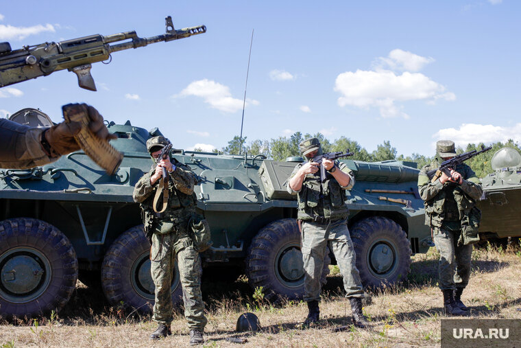    Россия увеличила производство военной техники, сказал Олег Иванников