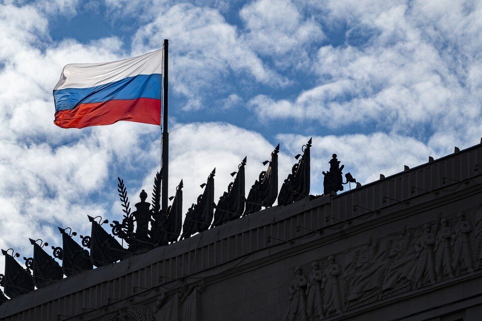     Жители новых российских регионов начнут получать пенсии и бесплатную медпомощь с 1 марта 2023 года  GLOBAL LOOK PRESS
