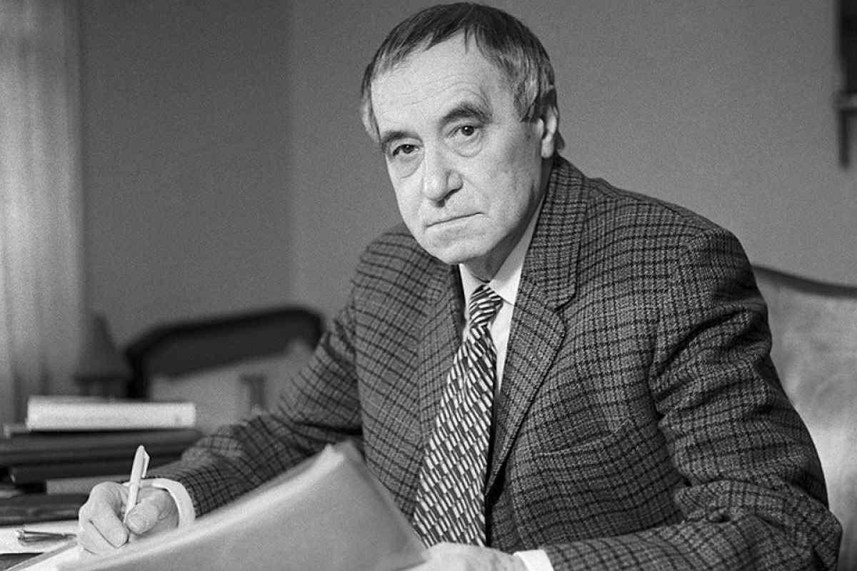 Валентин Катаев