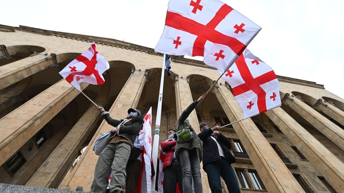    Участники акции оппозиции в Тбилиси© Sputnik / Владимир Умикашвили