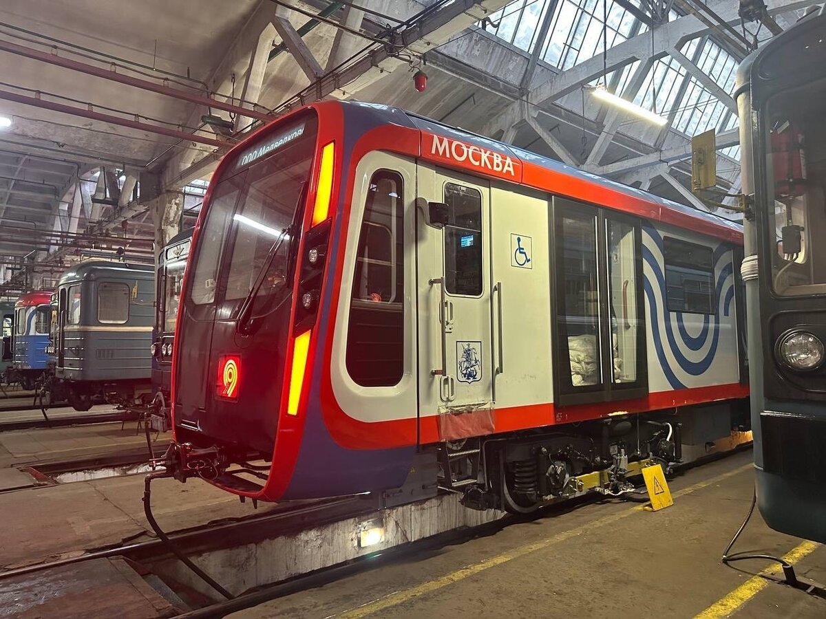 🚉 Электродепо «Сокол» Замоскворецкой линии. Редкий гость — состав «Москва-2020»  среди «Номерных» | Развитие Метрополитена в Москве | Дзен