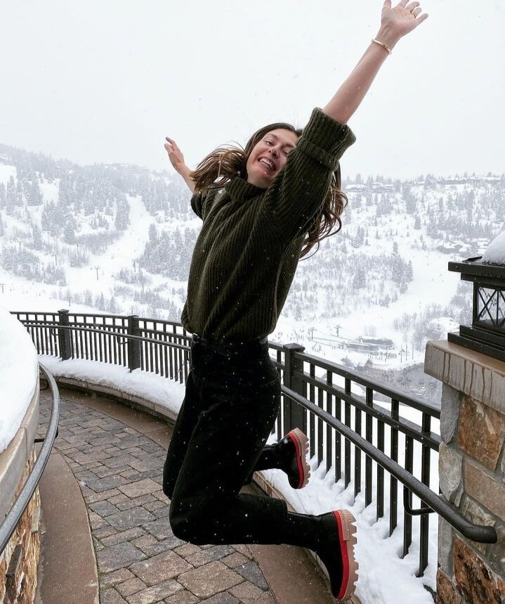     Мария Шарапова заинтриговала своим фото на фоне снега Фото: соцсети