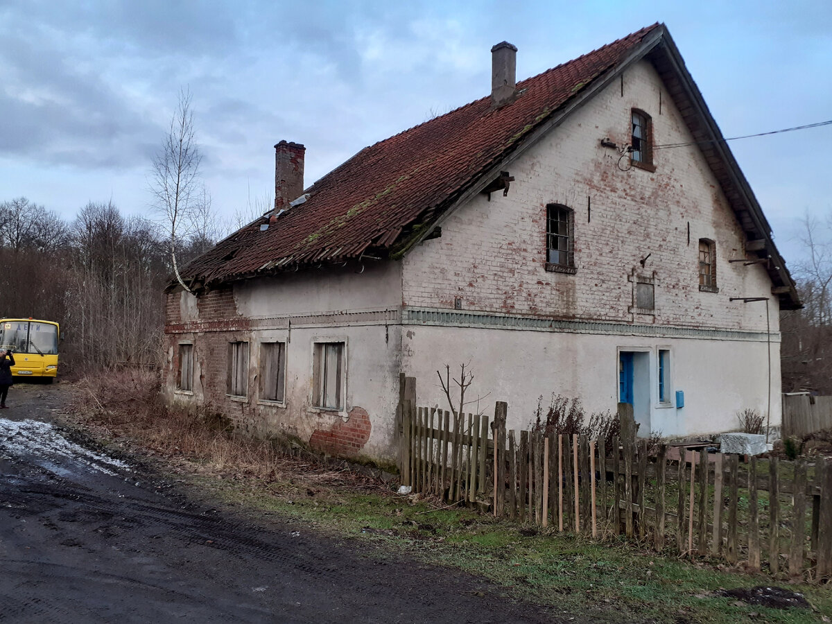 Замок лаукен. Замок Лаукен Калининградская. Тренке Лаукен достопримечательности.