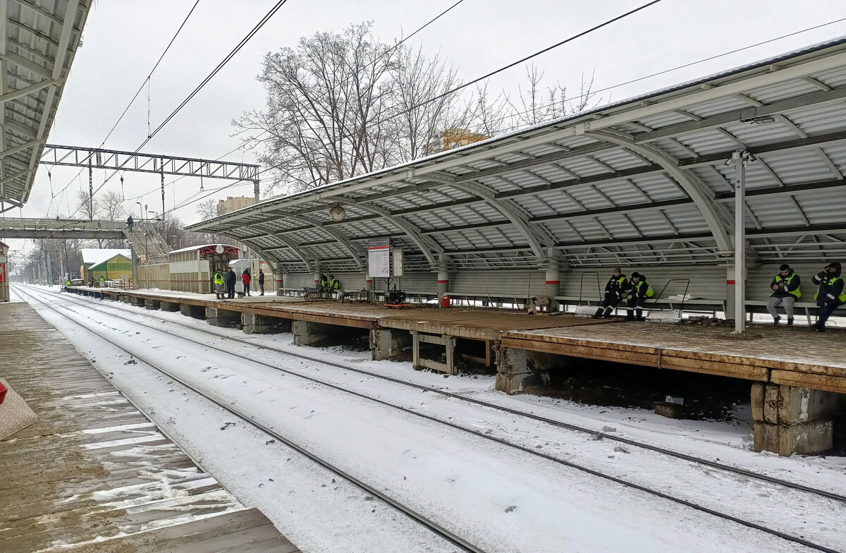 Ведутся работы по реконструкции платформы 🚊 станции «Ухтомская» будущего  МЦД-3 | Развитие Метрополитена в Москве | Дзен