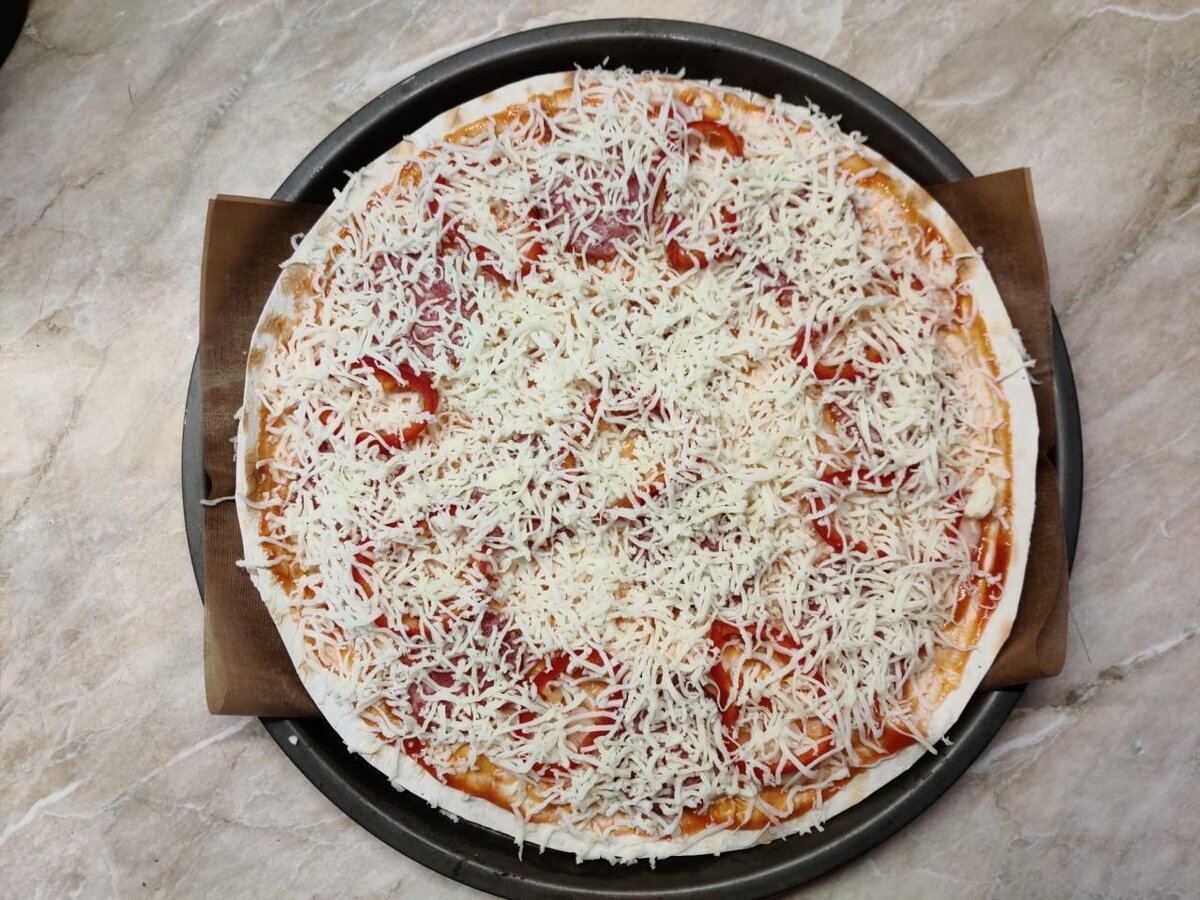 пицца из лаваша в духовке фото 73