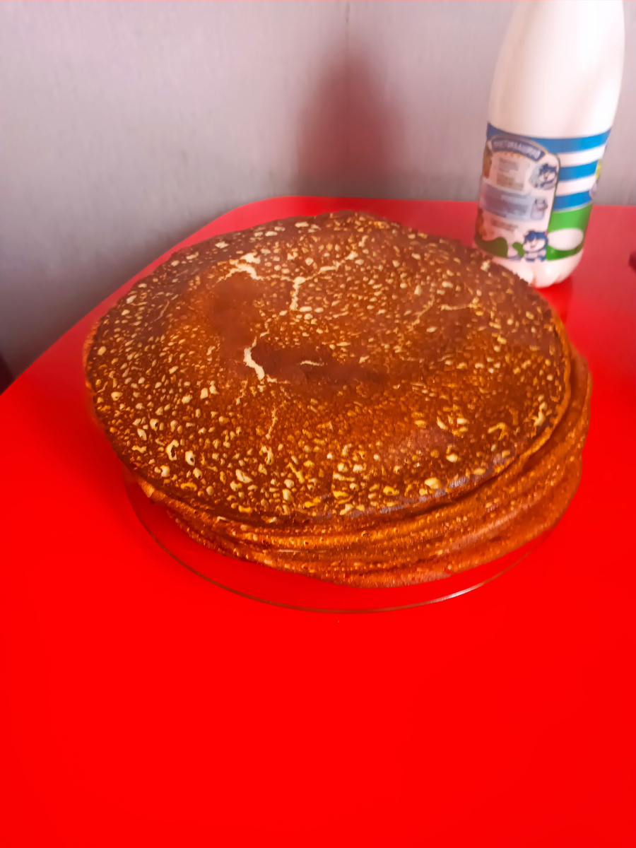 Блинчики на молоке и кефире получаются самыми мягкими и нежными)))) 