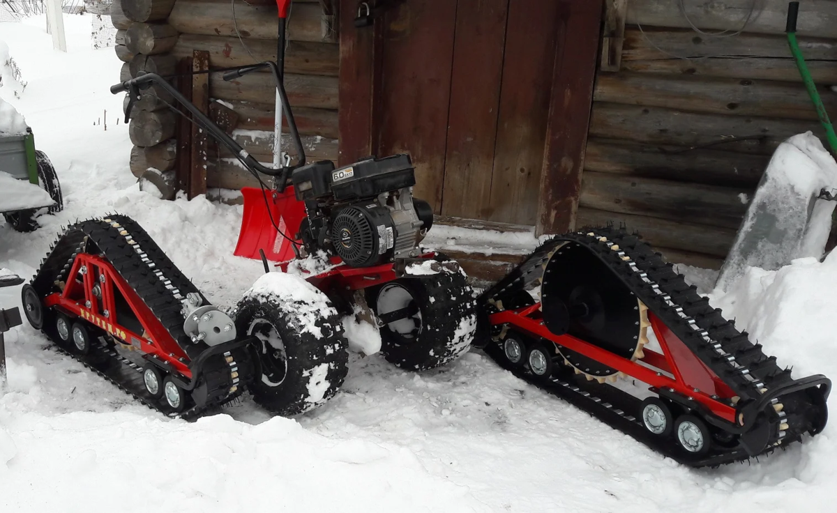 Гусеницы Крутец сразу после покупки и мотоблок Кайман на колёсах от детского квадрика