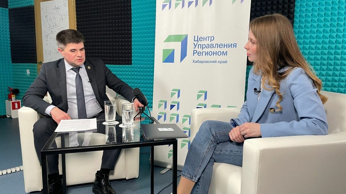     Глава ведомства в прямом эфире рассказал о ситуации, сложившейся со строительством ЖК «Ленинградский».