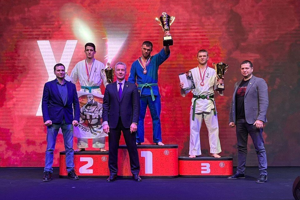     Спортсмен из Уссурийска забрал «золото». Фото: Федерация кудо России.