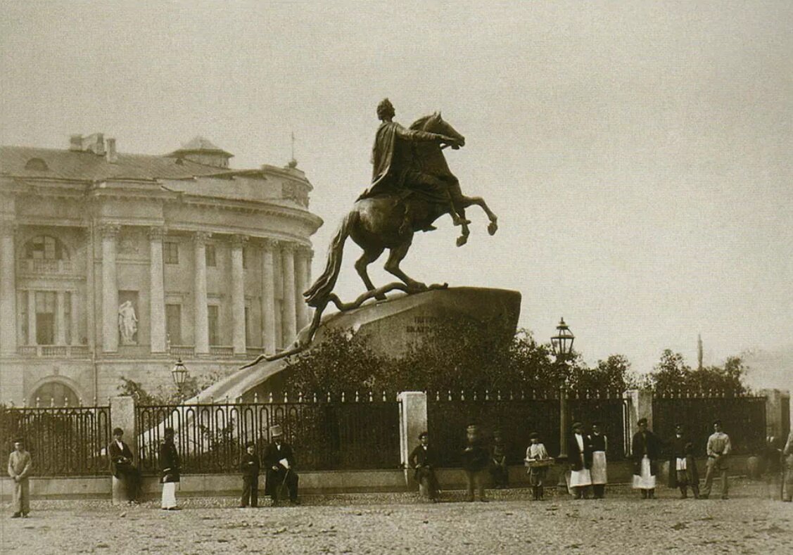 сенатская площадь медный всадник