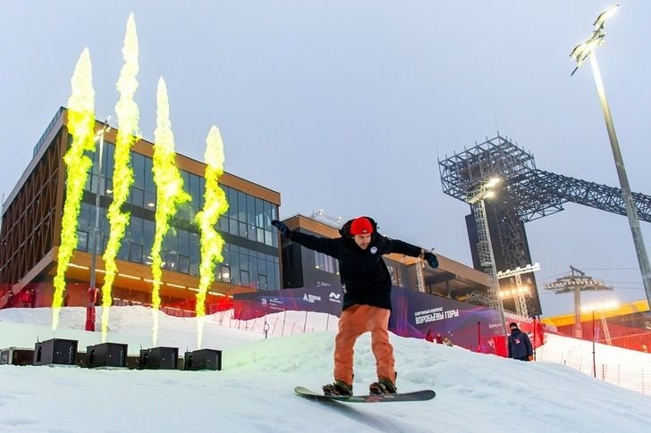 Листайте вправо, чтобы увидеть больше изображений
