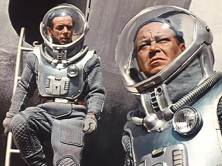     Георгий Жженов (слева), снявшийся в фантастическом фильме, у американцев стал Куртом Боденом.