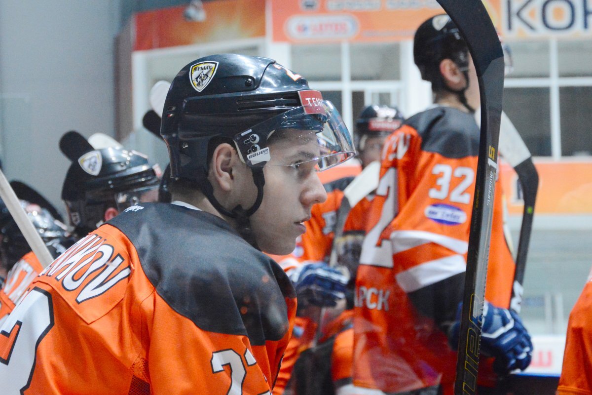    Игрокам ХК «Ермак» выплатили зарплаты после вмешательства прокуратуры