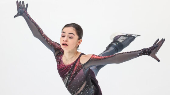    Фигуристка Петросян лидирует после короткой программы в финале Гран-при России Дарья Смирнова