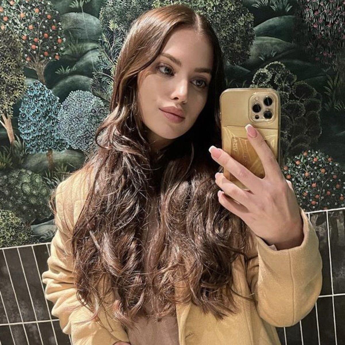    Саша Артемова