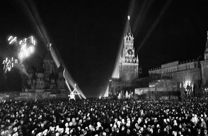 День Победы, 9 мая, Москва, СССР (иллюстрация из открытых источников)