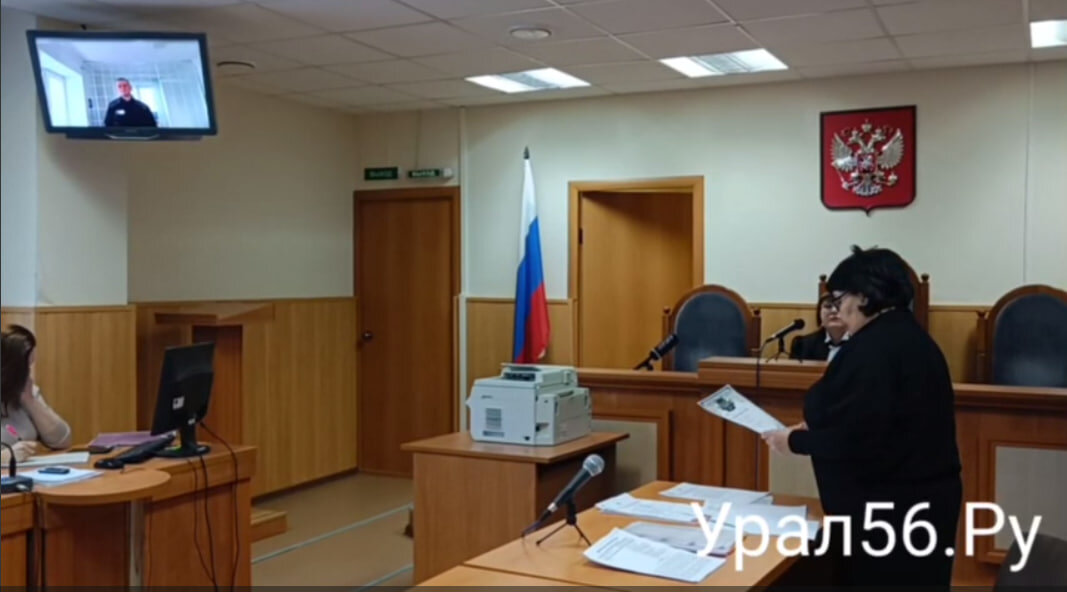    В колонии экс-главе Оренбурга дали положительную характеристику. Адвокаты Арапова предоставили суду грамоты и благодарности