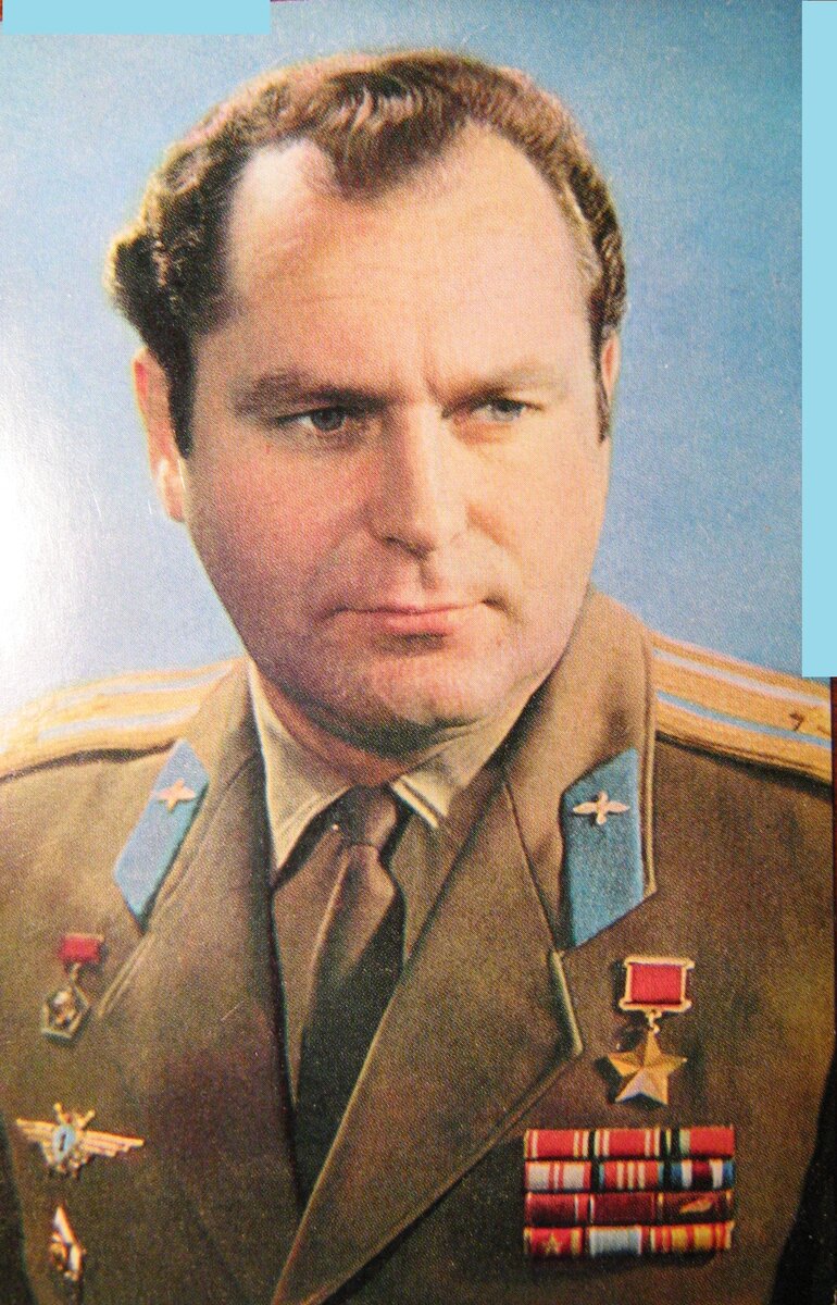 лётчик-космонавт СССР, герой Советского Союза Герман Степанович Титов (фото 1973г.)