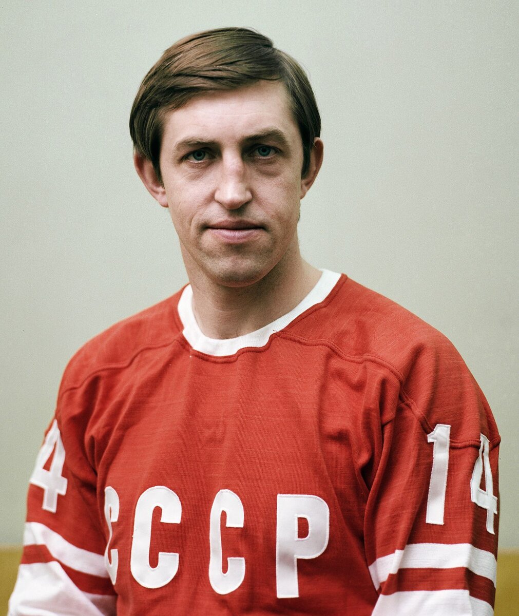 Борис Михайлов хоккей
