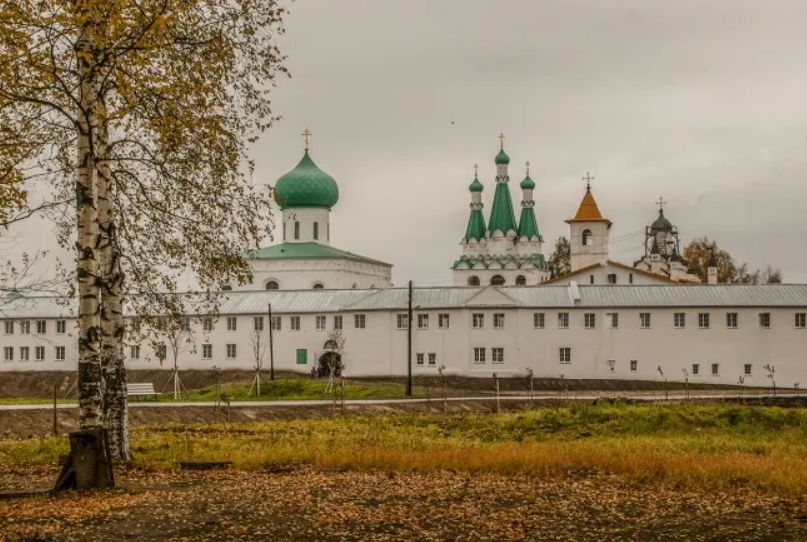 Монастырь Александра Свирского зимой