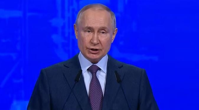 Путин на пленарном заседании съезда РСПП (иллюстрация - кадр трансляции)