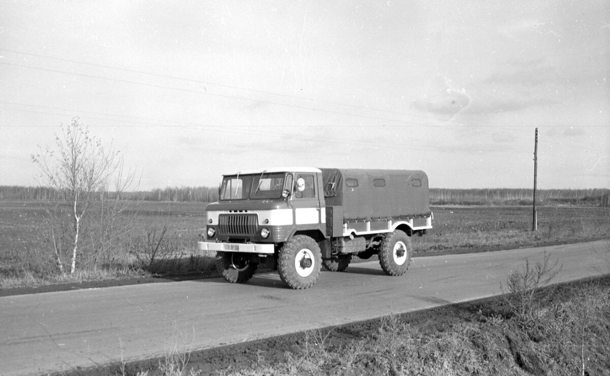 ГАЗ-66 — вездеход - грузовик СССР/России.