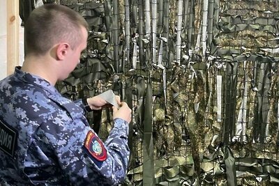    Плетение маскировочных сетей © Пресс-служба Главного управления Росгвардии по Московской области