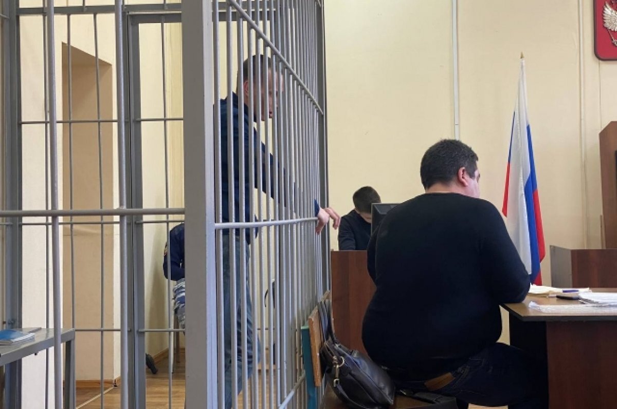    Державший в заложниках своего трёхлетнего сына читинец раскаялся в суде