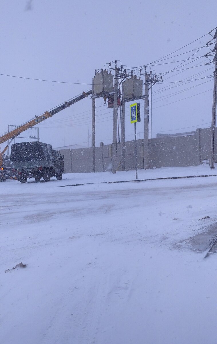 Электрики стараются восстанавливают линию