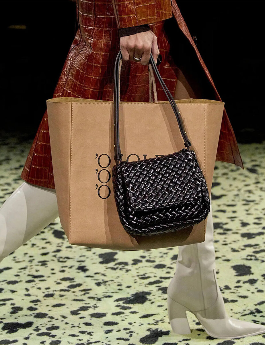    Bottega Veneta осень-зима 2023/24АРХИВЫ ПРЕСС-СЛУЖБ