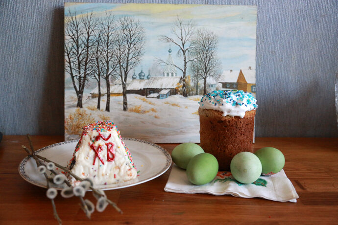 Накануне Пасхи делаются завершающие штрихи, касающиеся праздничной трапезы. © Фото VN.ru.📷
