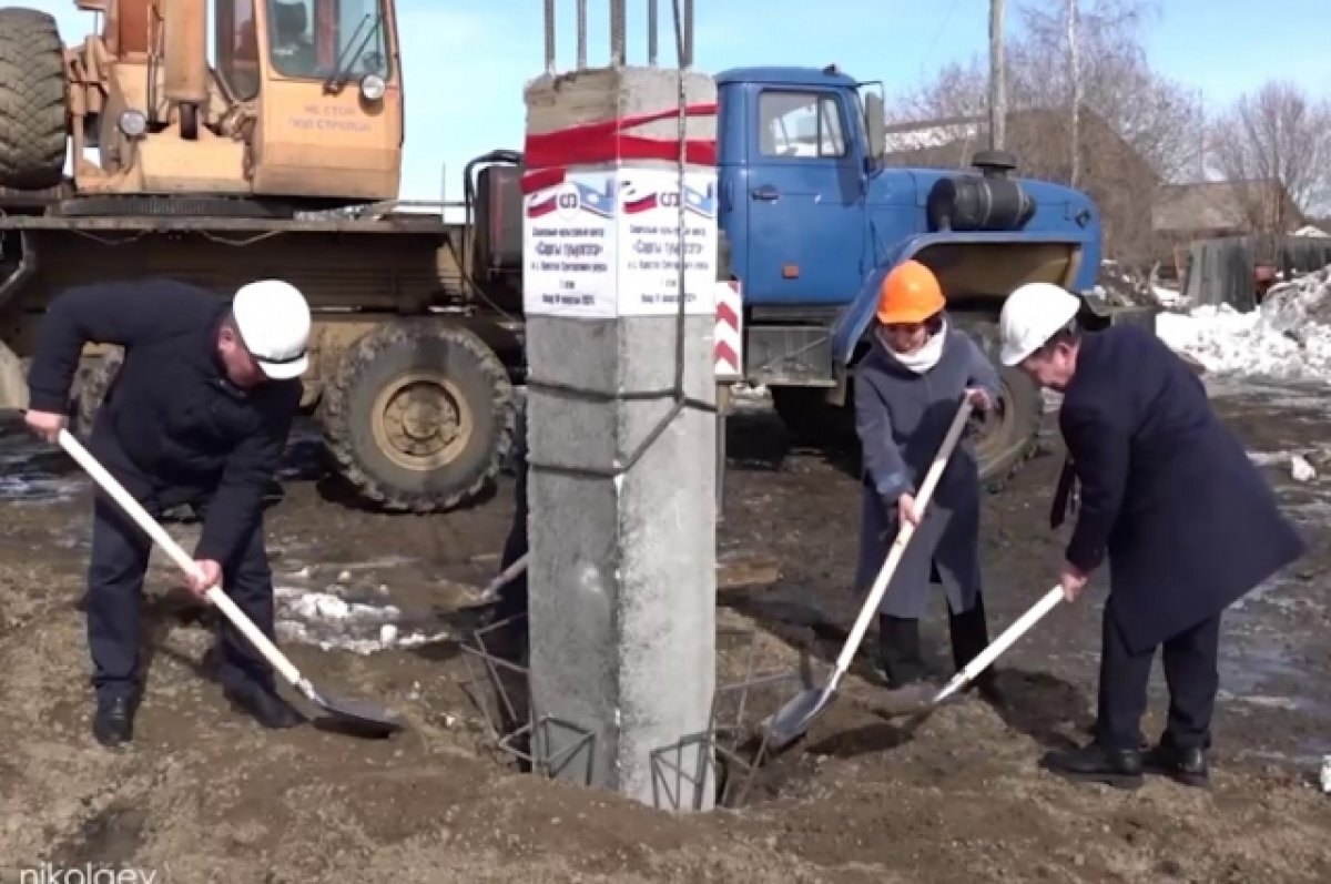    В якутском селе начали строить клуб, обещанный Путиным местному дояру