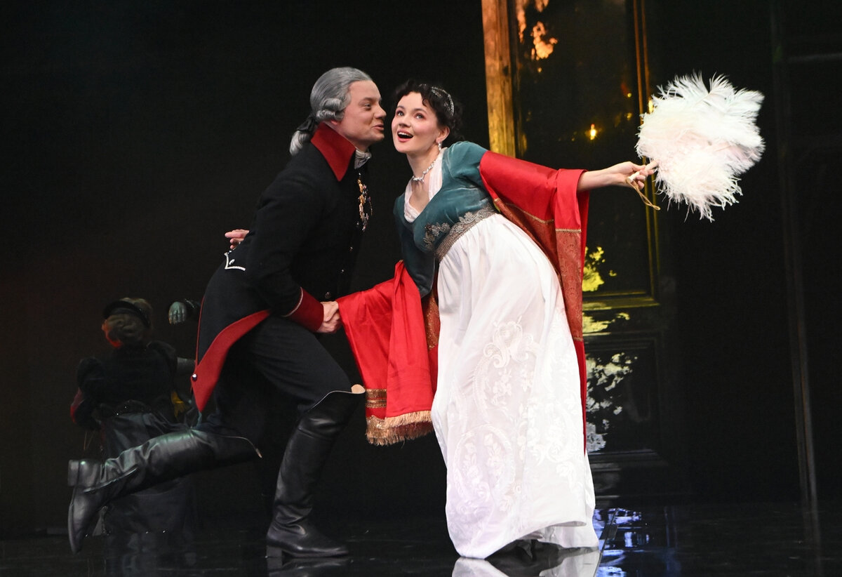 3 спектакля, которые стоит оценить в апреле на московских сценах