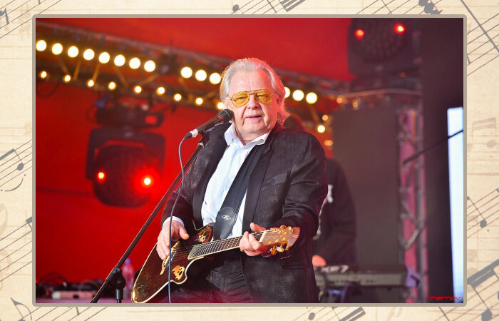  Юрий Антонов.