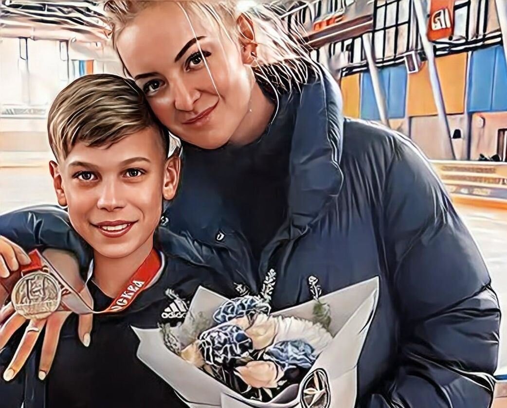 Лев и мама Мария