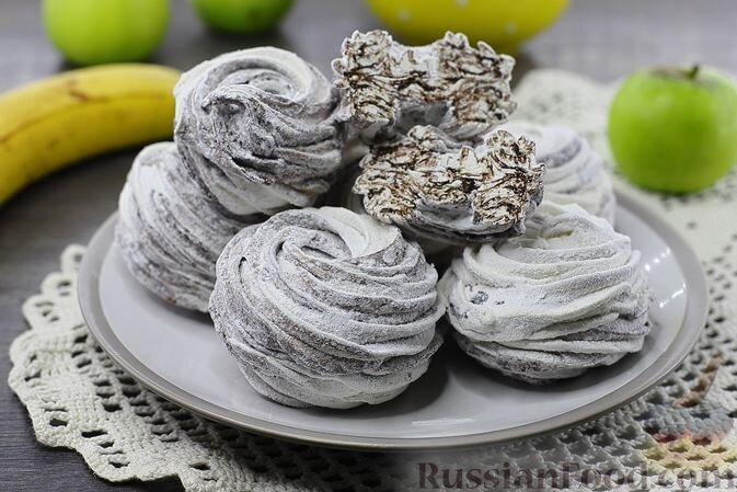 яблоки, банан, сахар, белок, шоколад, сок лимона, сахар, агар, пудра сахарная, крахмал кукурузный
