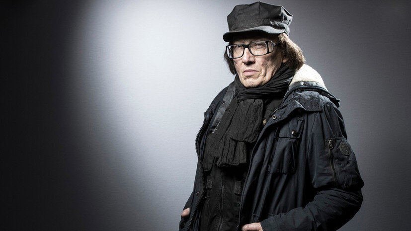     Михаил Шемякин родился 4 мая 1943 года в Москве в семье офицера и актрисы театра и кино. Детство будущего художника прошло в Восточной Германии  JOEL SAGET / AFP