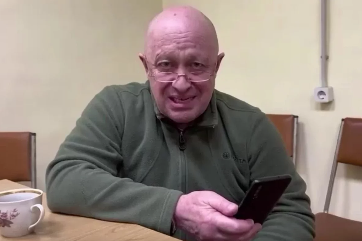    “Что если дедушка – полный ***?” Глава Вагнер делает загадочное замечание о российском руководстве Алексей А.