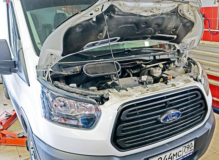 Участвующий в испытаниях Ford Transit оснащен 125-сильным 2,2-литровым дизелем класса Евро‑5