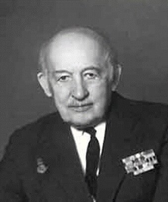 Генрих Георгиевич Карлсен