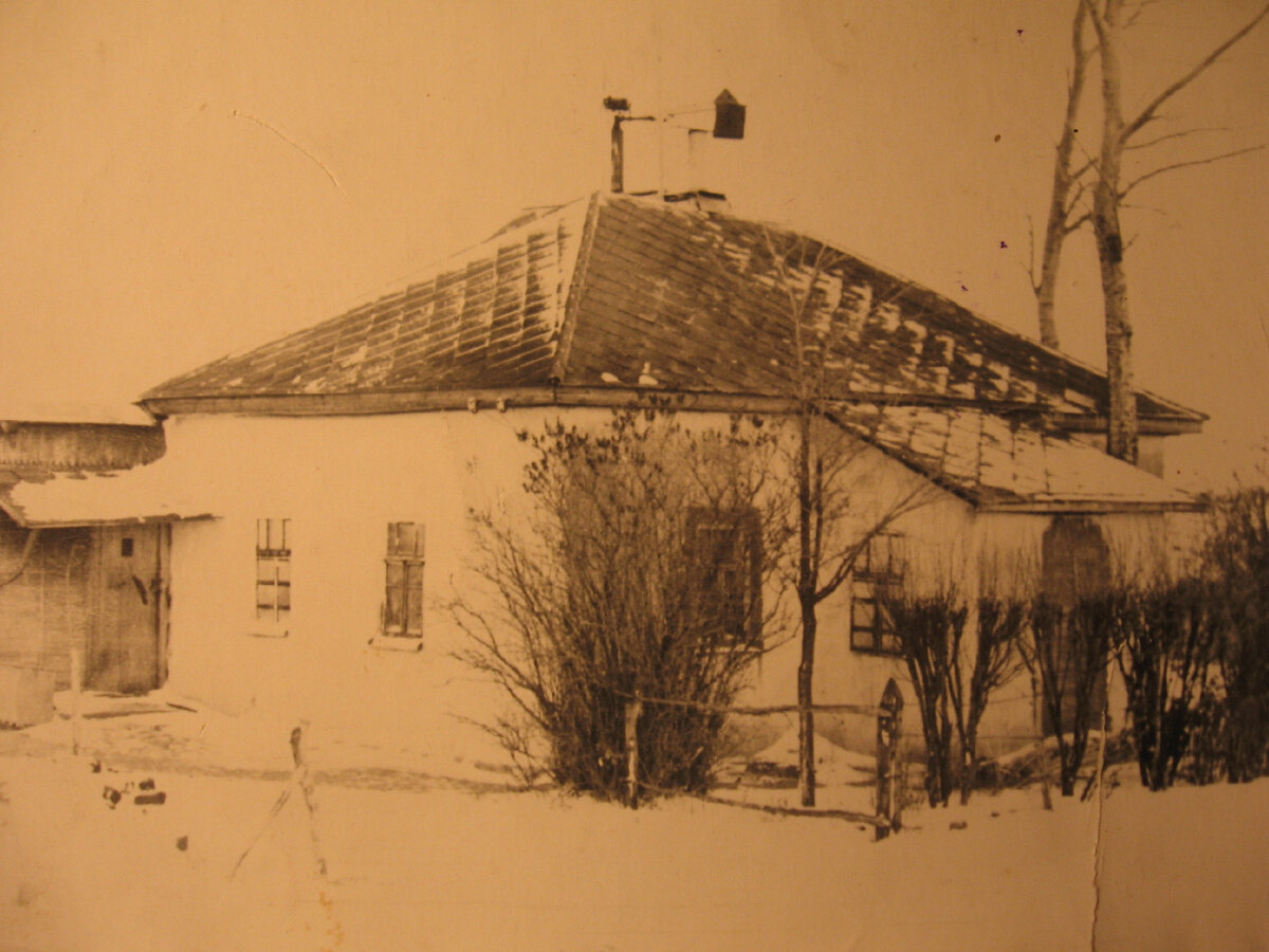 Дом Азарцова Павла Даниловича, его Жаткин Пётр Иванович всю жизнь обходил стороной.