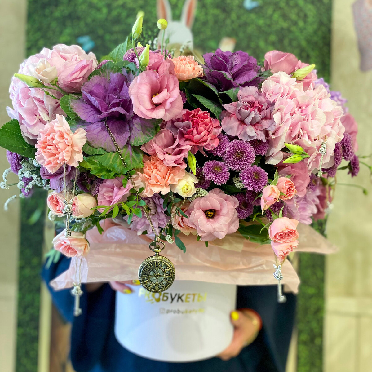 Композиция, созданная шеф-флористом Кропанцевой-Бадида Кристиной