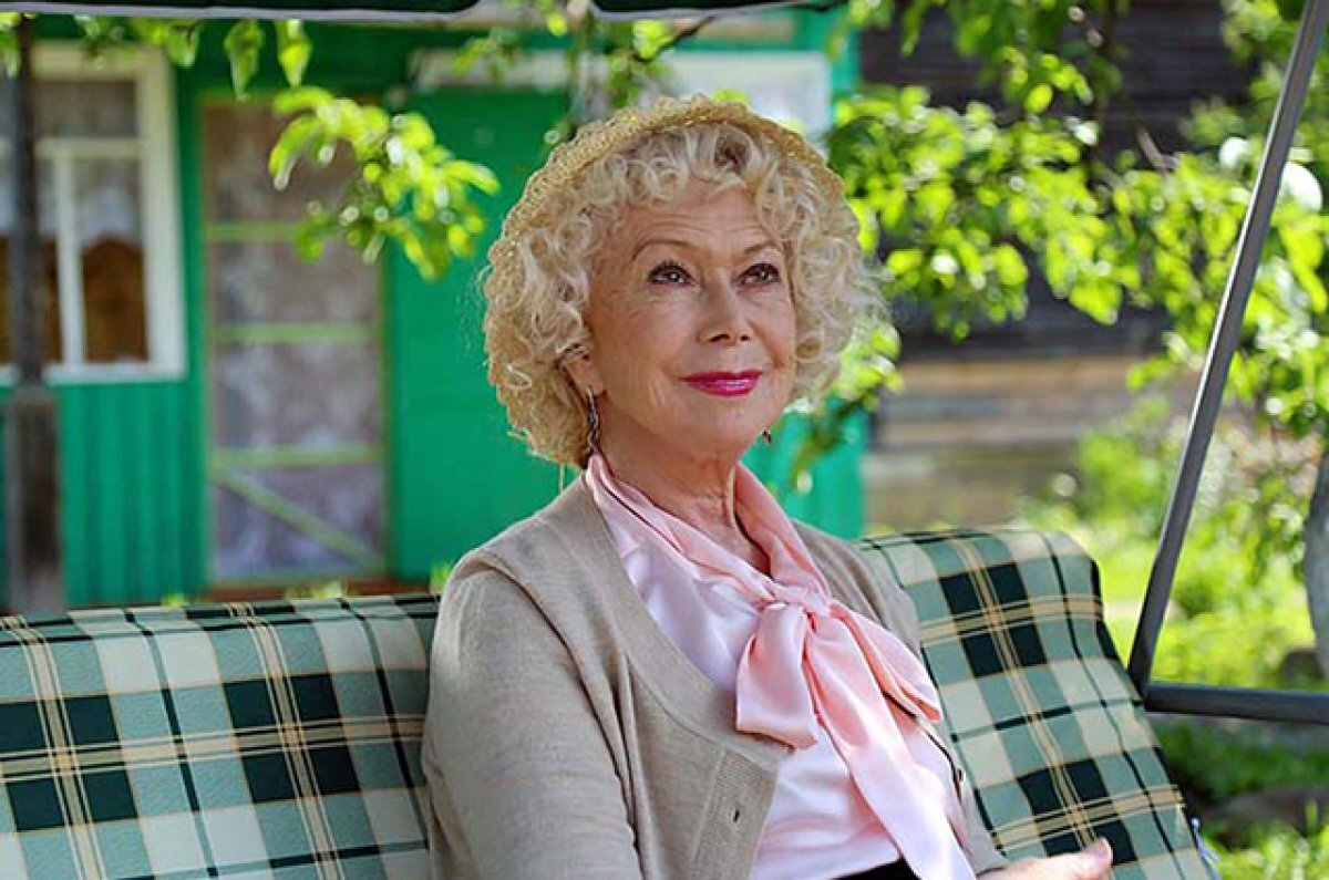    Светлана Немоляева