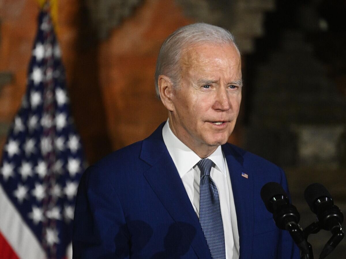    Президент США Джо Байден выступает перед журналистами в рамках саммита "Группы двадцати" в Индонезии© РИА Новости / Павел Бедняков