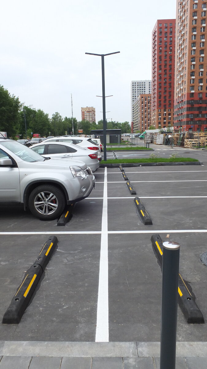 Стоянка с ограничителями