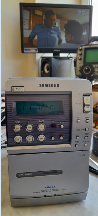 Samsung mm-b3 нет звука и не светится дисплей Ремонт | Лайфхаки по ...