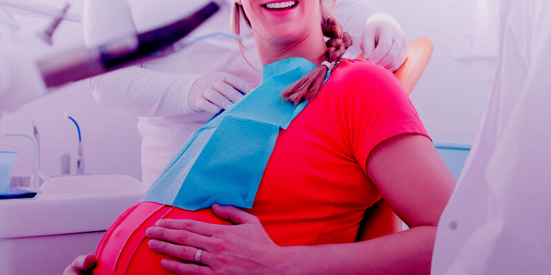 Беременные имеют повышенный риск пародонтита