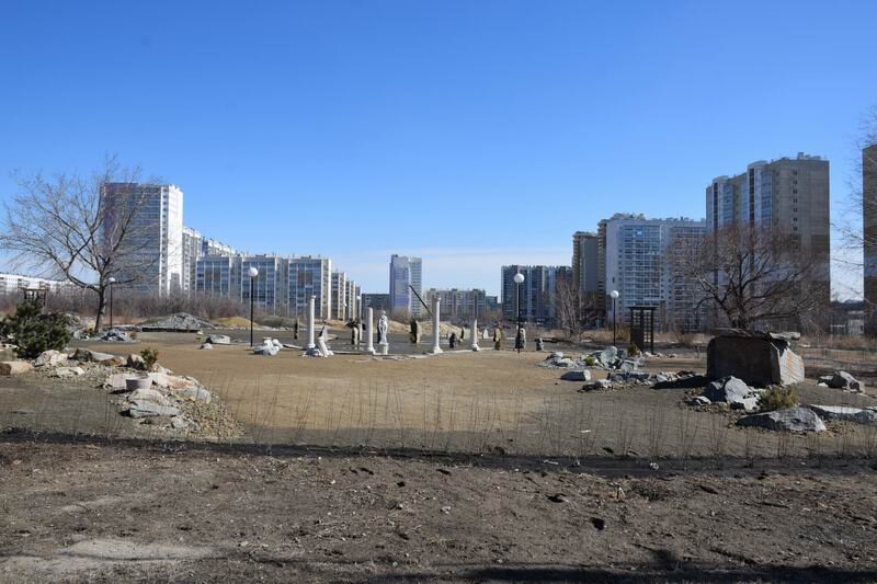 Прямо в центре Северо-Запада, на месте будущего многоквартирного дома, челябинские археологи обнаружили Атлантиду.
